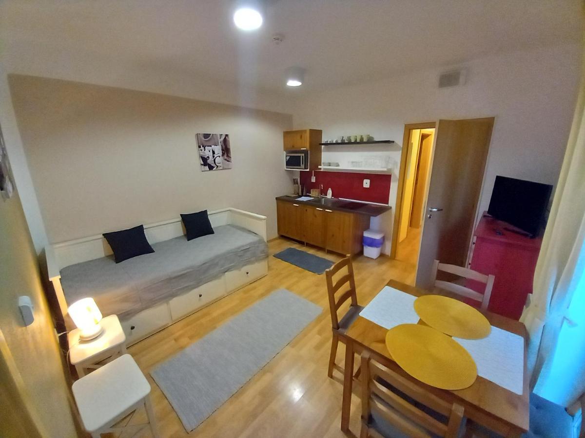 Apartmány Margo Sun Martinske Hole Exterior foto